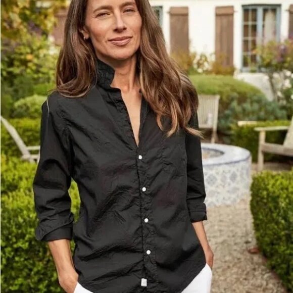 Frank & Eileen Tops - NWOT Frank & Eileen Barry Tailored Button Up Shirt Black Signature Crinkle